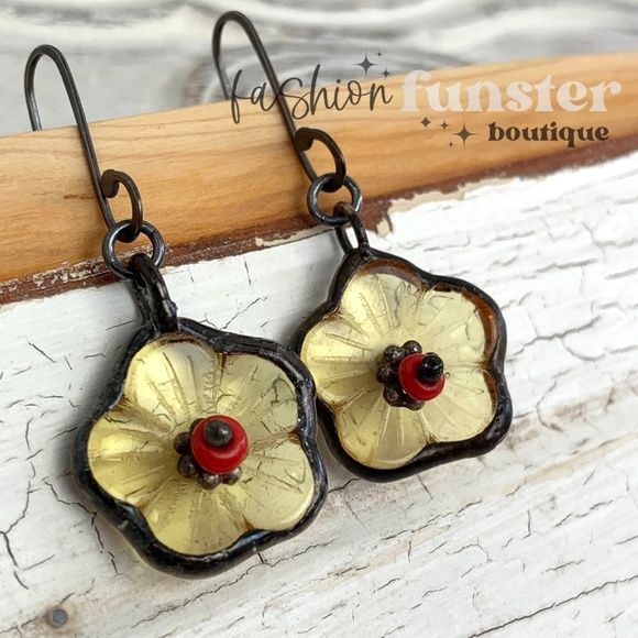 Handmade Soldered Antique Yellow Buttercup Flower Art Charm Dangle Drop Earrings - Picture 9 of 14
